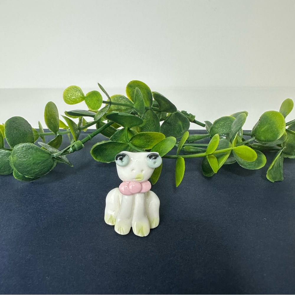 Vintage Mini Frog Figurine